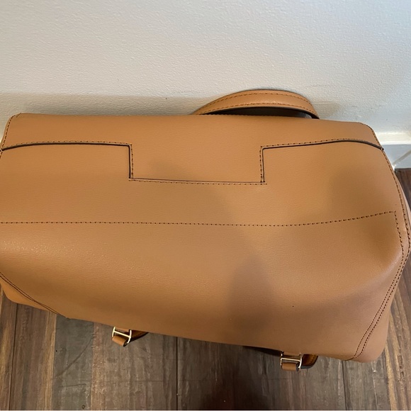 Tory Burch Light Brown Leather Parker Tote **Like New** - Picture 3 of 5